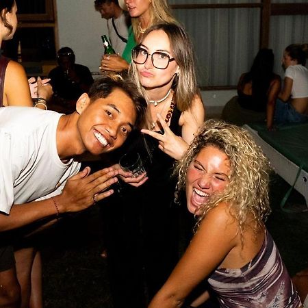 Vasudha Hostel Canggu エクステリア 写真